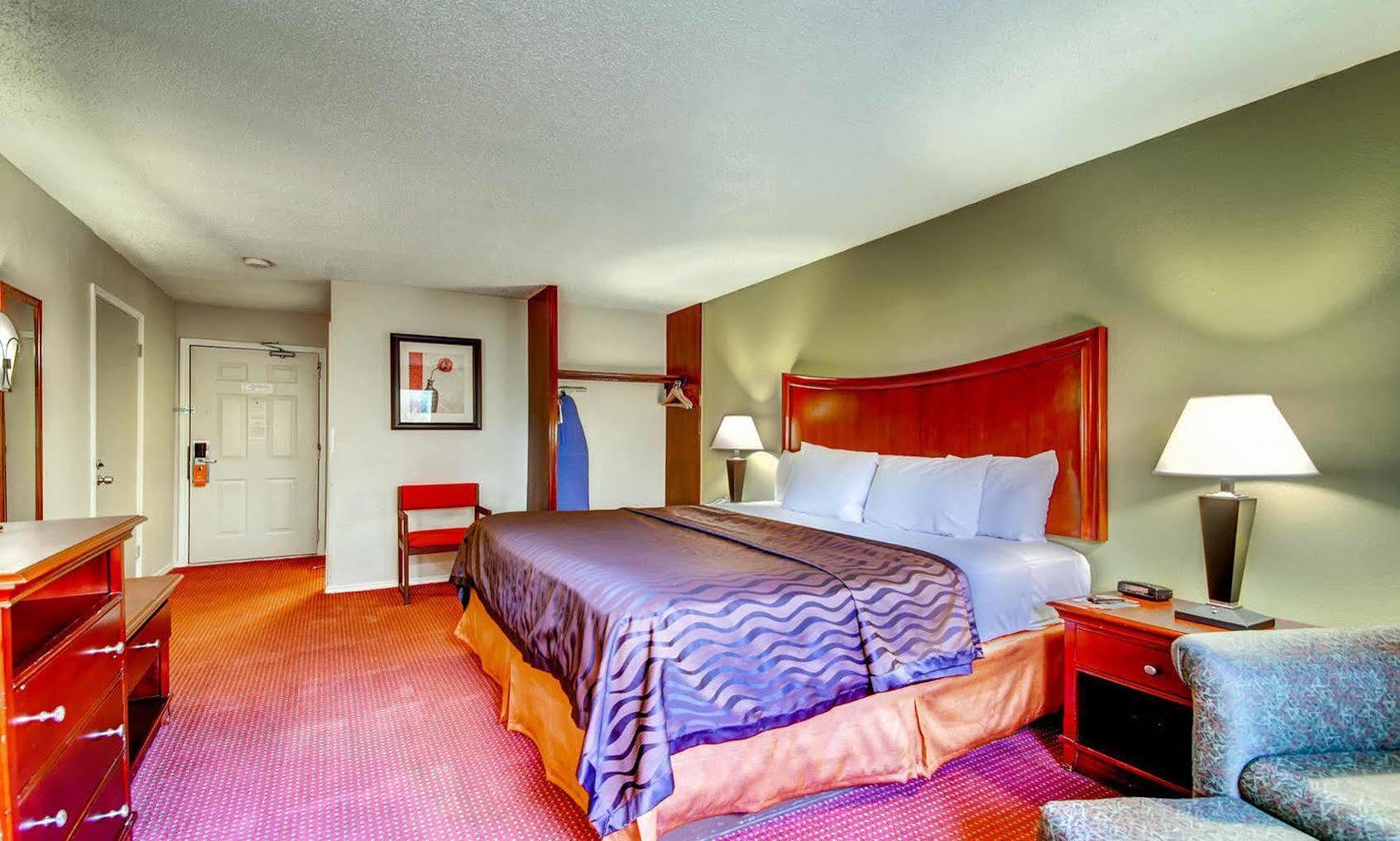 אוסטין Orangewood Inn And Suites Midtown מראה חיצוני תמונה